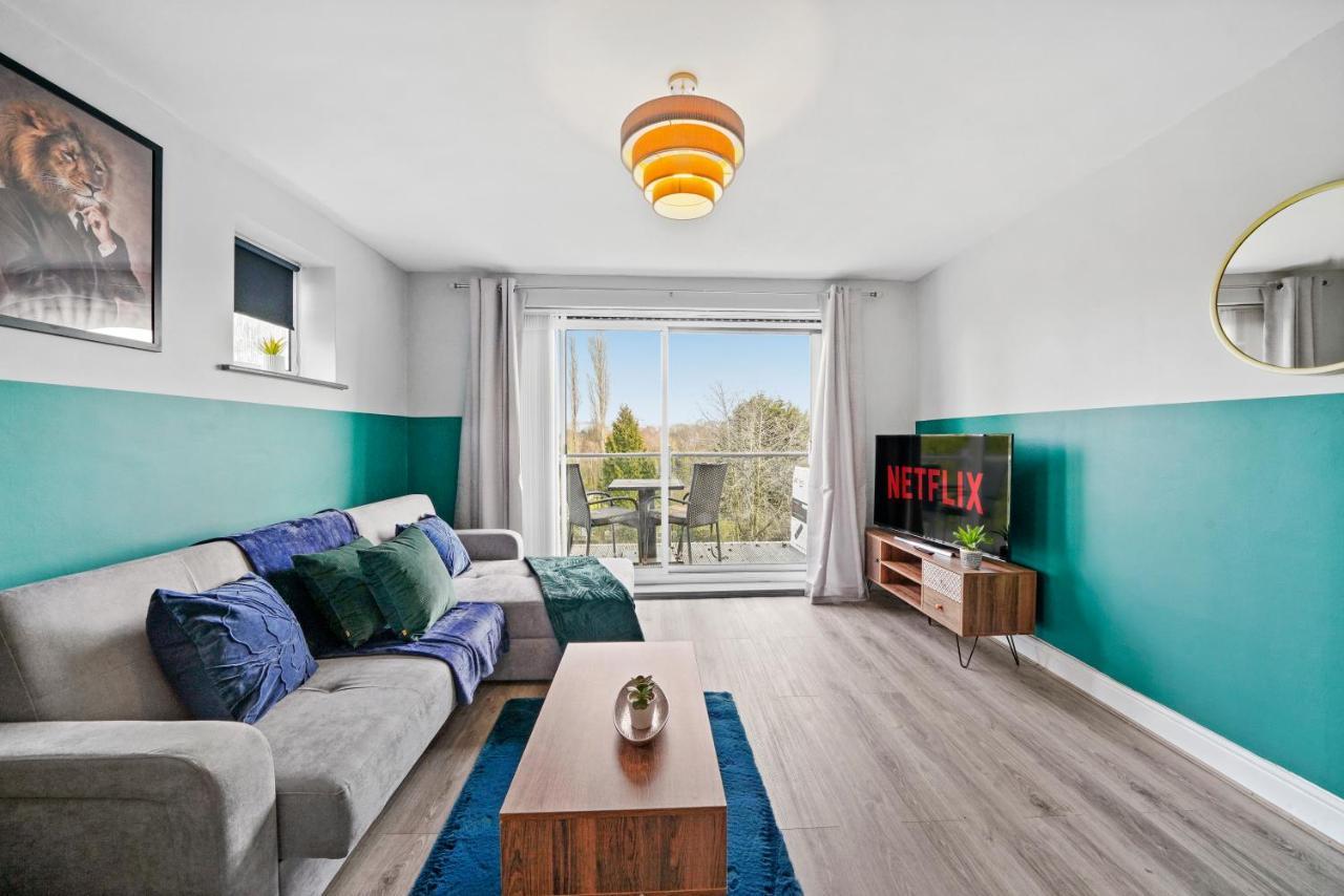 The Stylish Warwick Abode - Balcony - Garden Βίλα Leek Wootton Εξωτερικό φωτογραφία