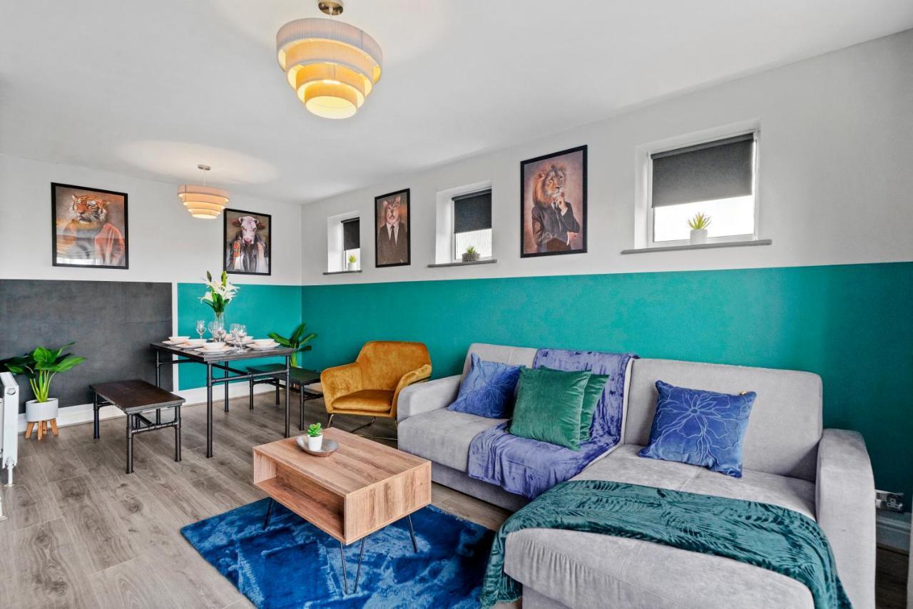 The Stylish Warwick Abode - Balcony - Garden Βίλα Leek Wootton Εξωτερικό φωτογραφία